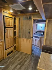 used Horse Trailers Lakota  for sale, in Clarksville, TN Thumbnail 16