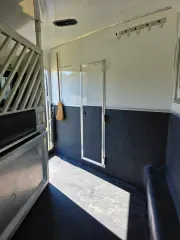 used Horse Trailers Lakota  for sale, in Clarksville, TN Thumbnail 6
