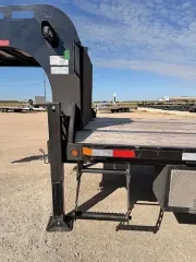 used Equipment / Flatbed Trailers Precision Trailers  for sale, in Steinbach, MB Thumbnail 18
