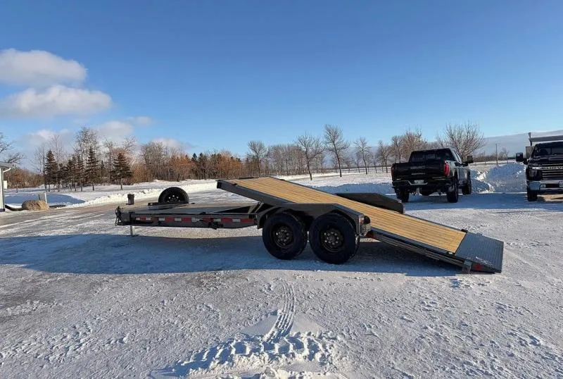 new Equipment / Flatbed Trailers Diamond C Trailers  for sale, in Steinbach, MB Thumbnail 3