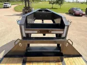 new Equipment / Flatbed Trailers Diamond C Trailers  for sale, in Steinbach, MB Thumbnail 24