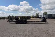 new Equipment / Flatbed Trailers Diamond C Trailers  for sale, in Steinbach, MB Thumbnail 1