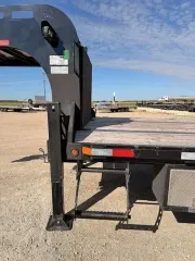 used Equipment / Flatbed Trailers Precision Trailers  for sale, in Steinbach, MB Thumbnail 18