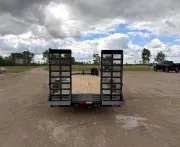 new Equipment / Flatbed Trailers Diamond C Trailers  for sale, in Steinbach, MB Thumbnail 8