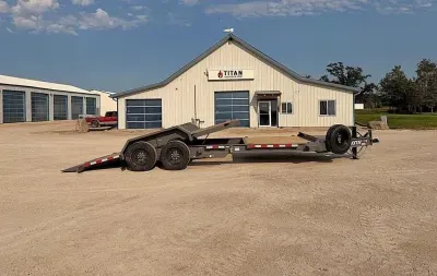 2027 Midsota™ 22' Equipment Tilt Deck 17.6K Trailer