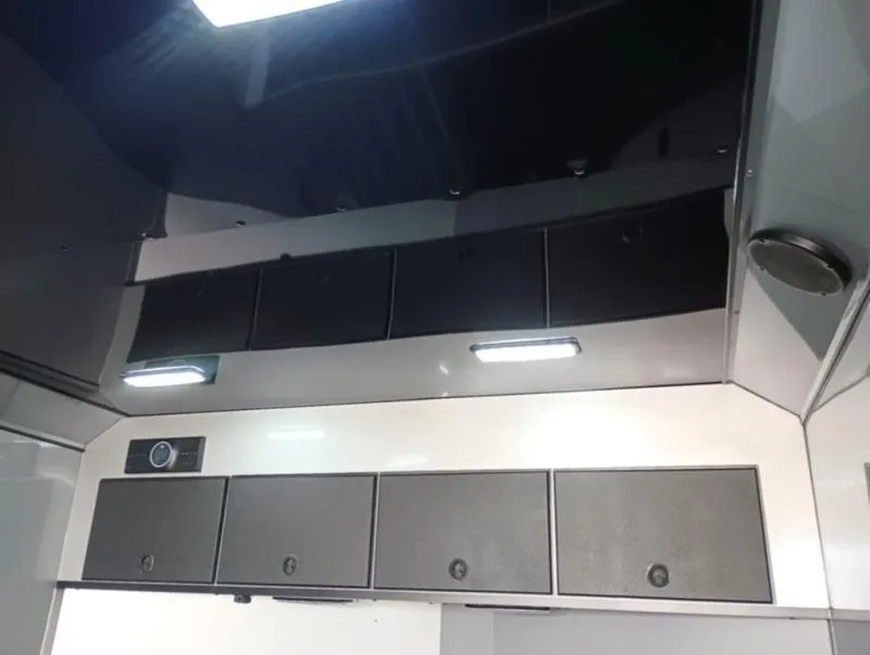 new Cargo (Enclosed) Trailers Discovery Trailers  for sale, in Steinbach, MB Thumbnail 9