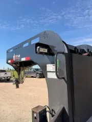 used Equipment / Flatbed Trailers Precision Trailers  for sale, in Steinbach, MB Thumbnail 17