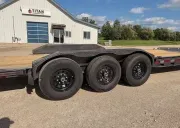 new Equipment / Flatbed Trailers Diamond C Trailers  for sale, in Steinbach, MB Thumbnail 24