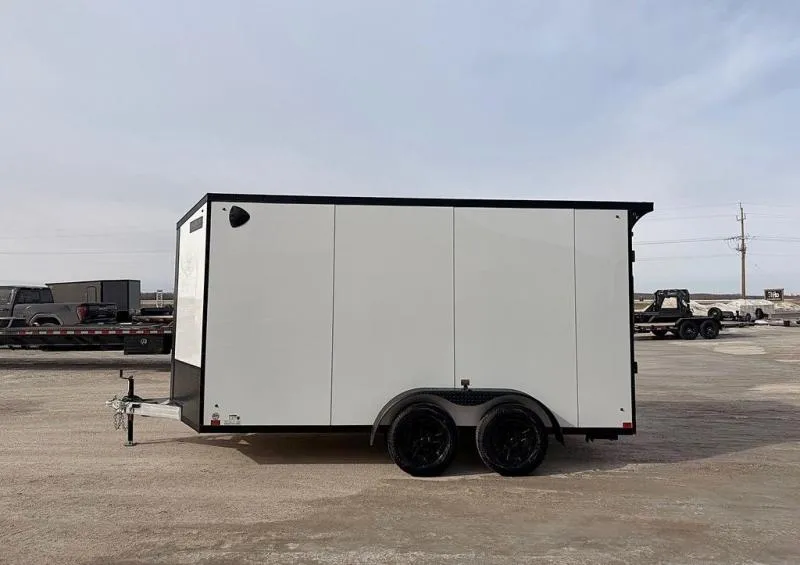 2026 Discovery Trailers Endeavor 14' Enclosed Trailer