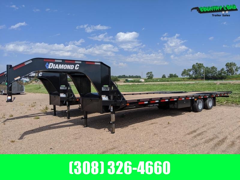 Diamond C Trailers FMAX210HDT 32x102 Diamond C Trailers FMAX210HDT 32x102