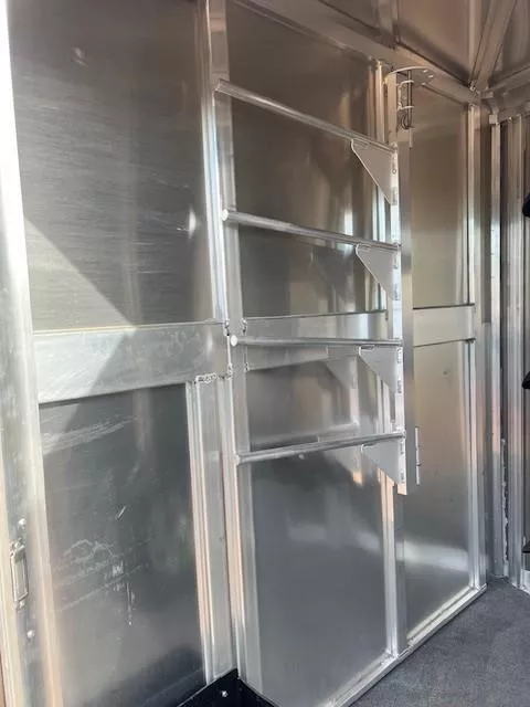 used Horse Trailers Featherlite  for sale, in Merrill, WI Thumbnail 5