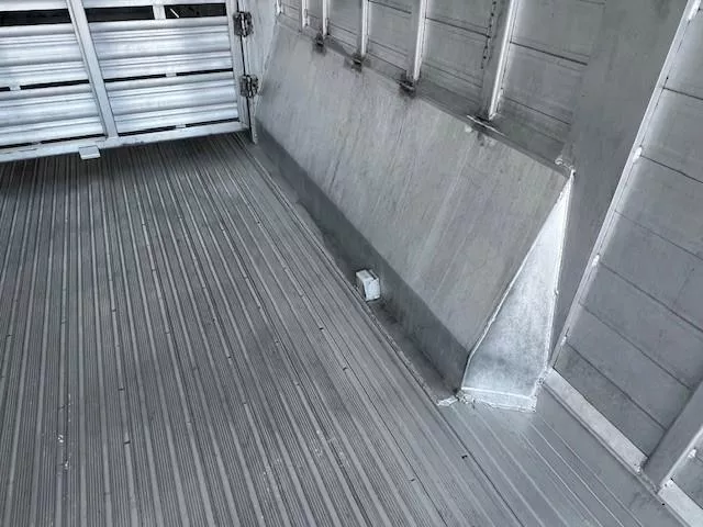 used Stock / Stock Combo Trailers Featherlite  for sale, in Merrill, WI Thumbnail 12