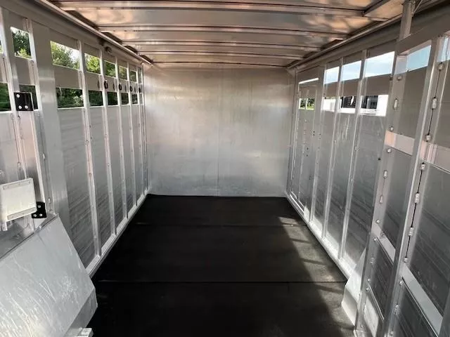 used Horse Trailers Featherlite  for sale, in Merrill, WI Thumbnail 17