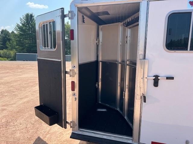 used Horse Trailers Featherlite  for sale, in Merrill, WI Thumbnail 12