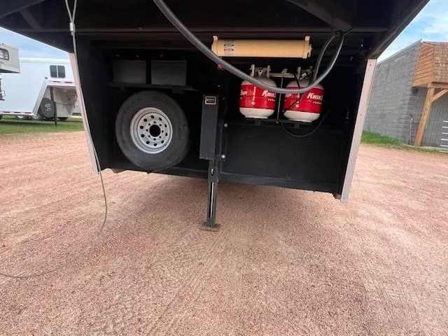 used Horse Trailers Logan Coach Trailers  for sale, in Merrill, WI Thumbnail 4