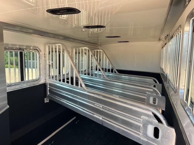 used Horse Trailers Featherlite  for sale, in Merrill, WI Thumbnail 15