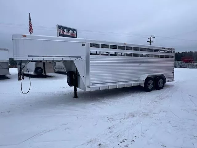 2008 Featherlite Gooseneck Livestock Stock / Stock Combo Trailer
