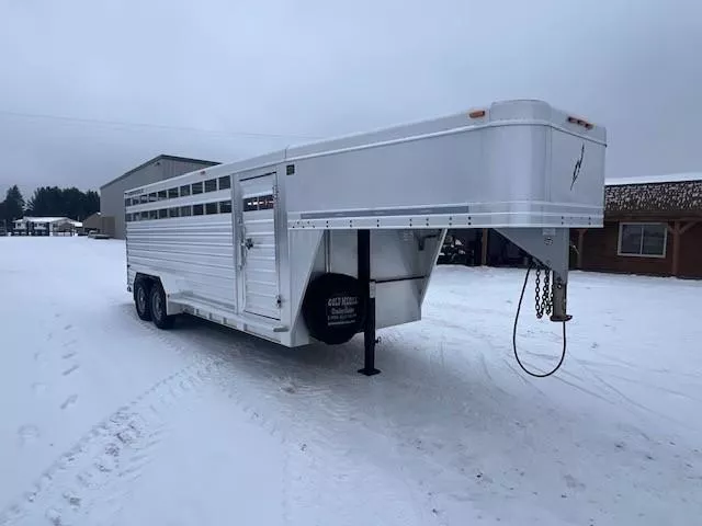 used Stock / Stock Combo Trailers Featherlite  for sale, in Merrill, WI Thumbnail 4