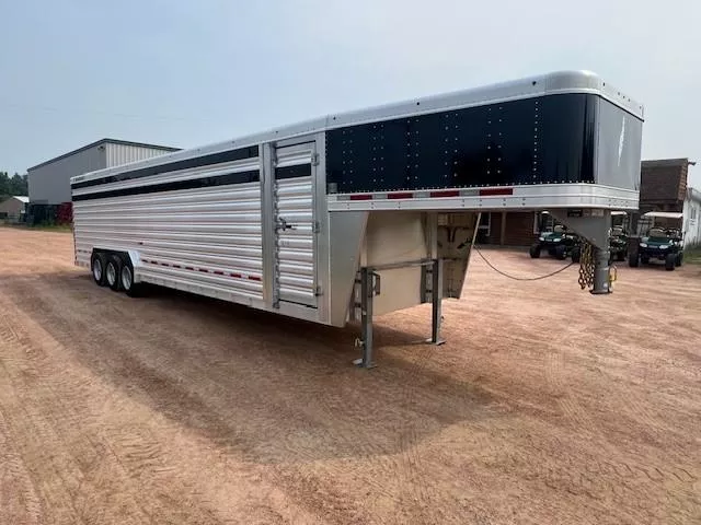 new Stock / Stock Combo Trailers Featherlite  for sale, in Merrill, WI Thumbnail 4