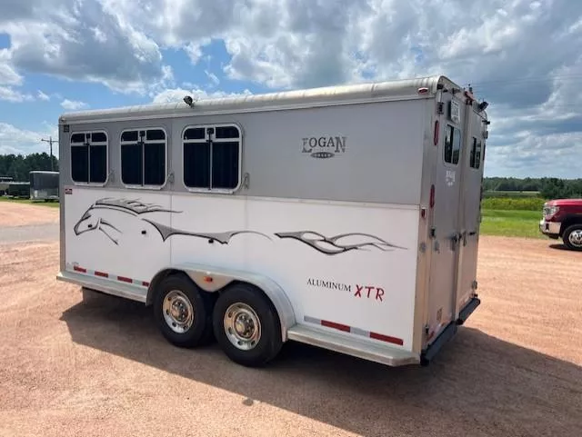 used Horse Trailers Logan Coach Trailers  for sale, in Merrill, WI Thumbnail 3