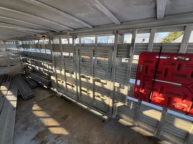 used Stock / Stock Combo Trailers Southern Classic  for sale, in Merrill, WI Thumbnail 13