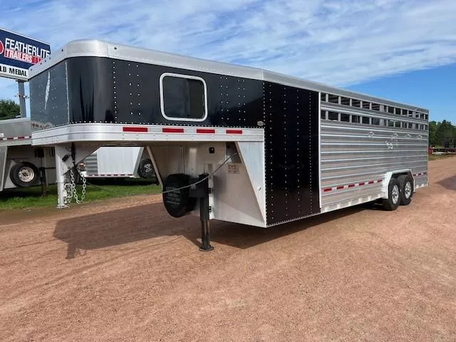 used Horse Trailers Featherlite  for sale, in Merrill, WI Thumbnail 2