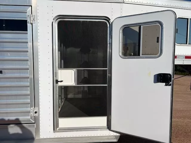 used Stock / Stock Combo Trailers Featherlite  for sale, in Merrill, WI Thumbnail 7