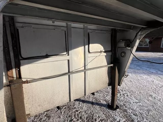 used Stock / Stock Combo Trailers Southern Classic  for sale, in Merrill, WI Thumbnail 5