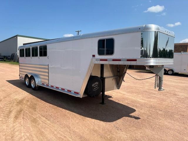 used Horse Trailers Featherlite  for sale, in Merrill, WI Thumbnail 8
