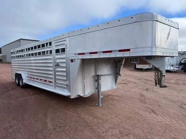 used Stock / Stock Combo Trailers Featherlite  for sale, in Merrill, WI Thumbnail 5