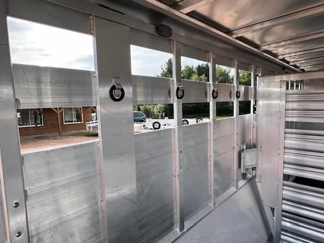 used Horse Trailers Featherlite  for sale, in Merrill, WI Thumbnail 15