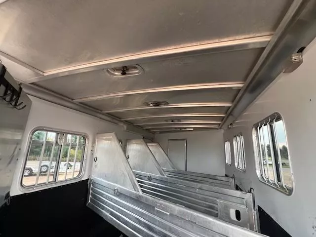 used Horse Trailers Featherlite  for sale, in Merrill, WI Thumbnail 11