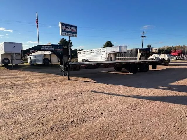 2024 Delta Manufacturing 210GN Flatbed Trailer