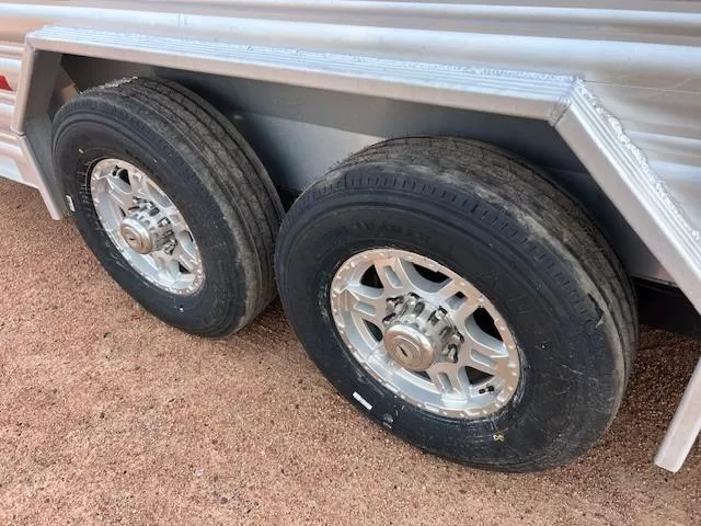 used Horse Trailers Featherlite  for sale, in Merrill, WI Thumbnail 11