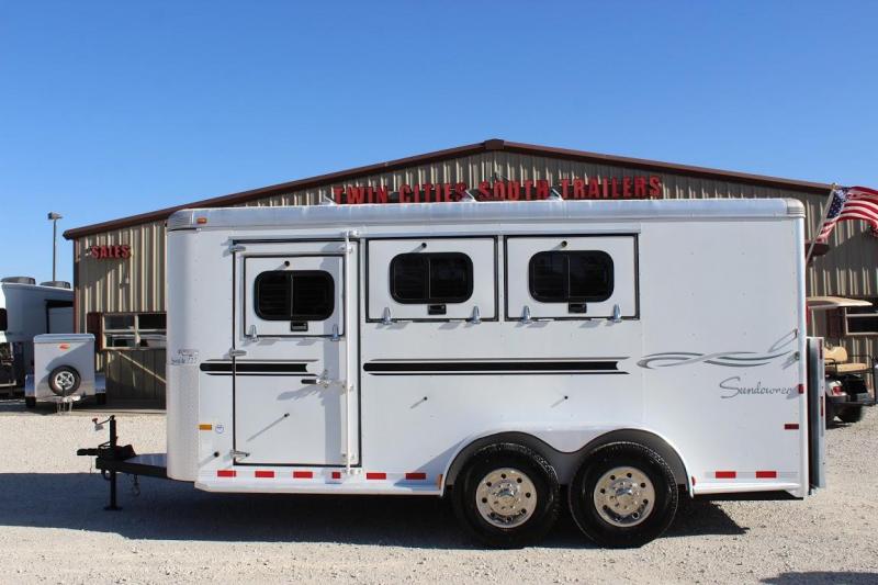 2005 Sundowner Trailers 727 Horse Trailer 2005 Sundowner Trailers 727 Horse Trailer