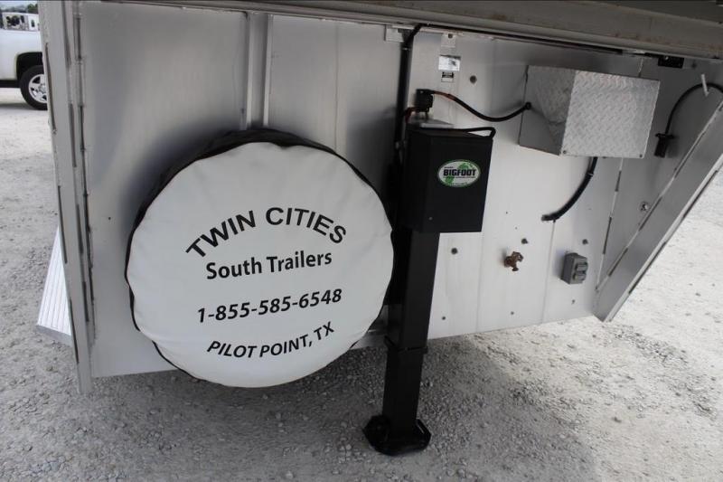 used Horse Trailers Exiss Trailers  for sale, in Pilot Point, TX Thumbnail 5