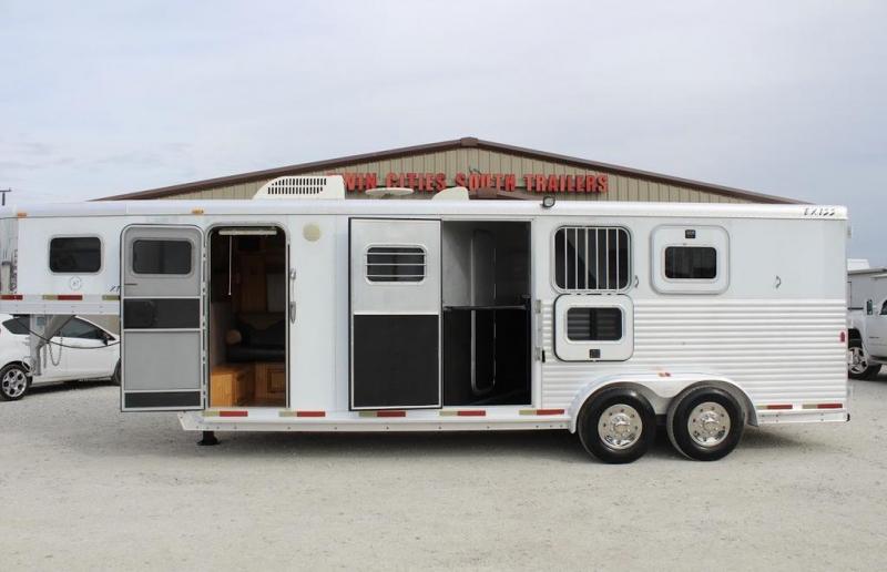 used Horse Trailers Exiss Trailers  for sale, in Pilot Point, TX Thumbnail 6