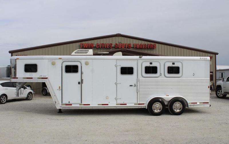 used Horse Trailers Exiss Trailers  for sale, in Pilot Point, TX image-1