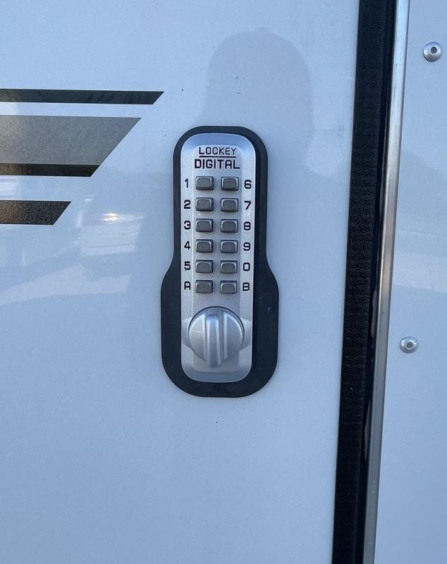 new Horse Trailers Sundowner Trailers  for sale, in Pilot Point, TX Thumbnail 5