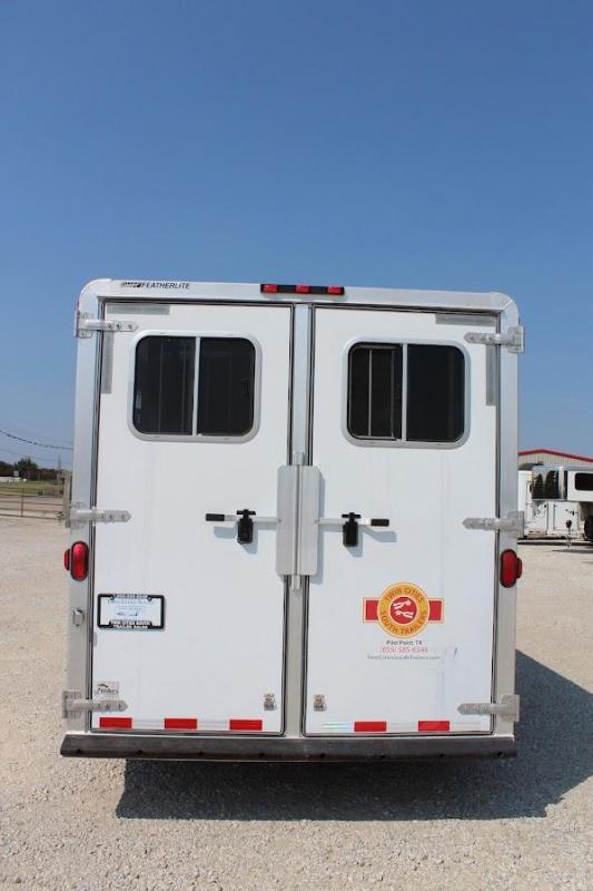 used Horse Trailers Featherlite  for sale, in Pilot Point, TX Thumbnail 4