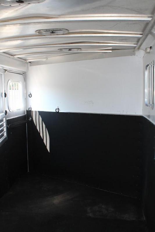 used Horse Trailers Featherlite  for sale, in Pilot Point, TX Thumbnail 10