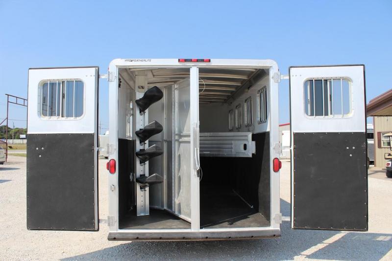 used Horse Trailers Featherlite  for sale, in Pilot Point, TX Thumbnail 6