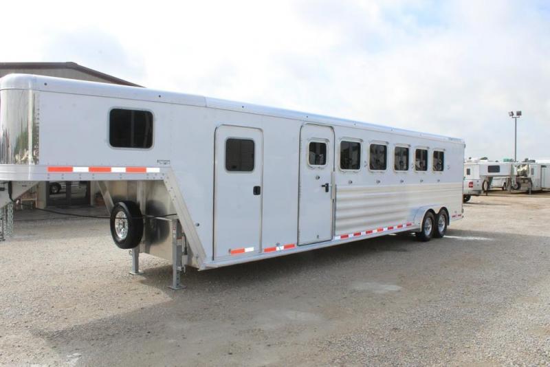 2020 Featherlite 6 horse slant gooseneck 2020 Featherlite 6 horse slant gooseneck