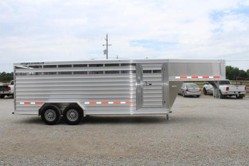 2020 Featherlite 20' Livestock Trailer 2020 Featherlite 20' Livestock Trailer