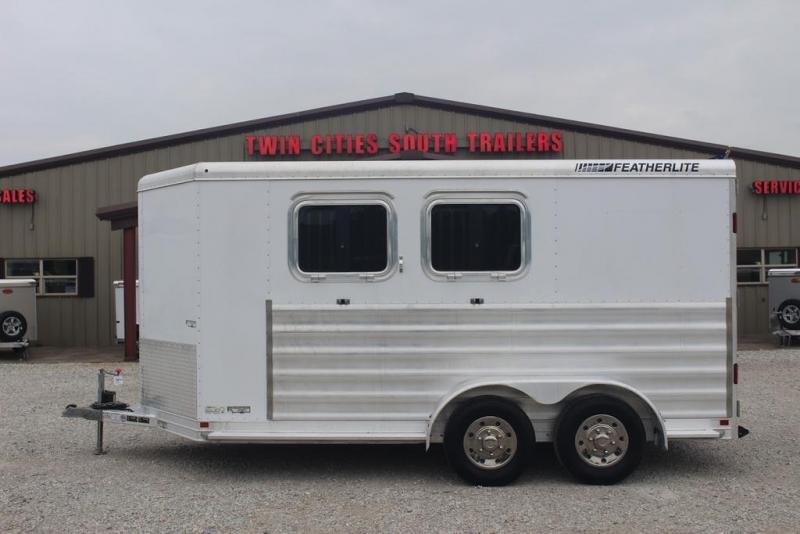 2015 Featherlite 9409 Horse Trailer 2015 Featherlite 9409 Horse Trailer