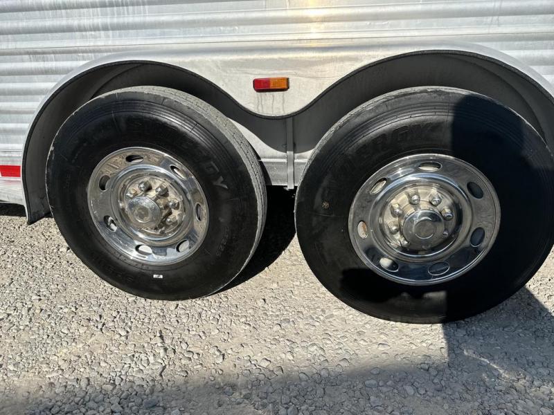 used Horse Trailers Elite Trailers  for sale, in Pilot Point, TX Thumbnail 11