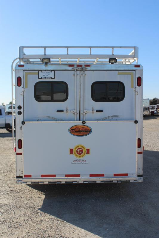 used Horse Trailers Sundowner Trailers  for sale, in Pilot Point, TX Thumbnail 7