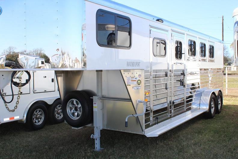 2021 Sundowner 4 horse slant gooseneck 2021 Sundowner 4 horse slant gooseneck
