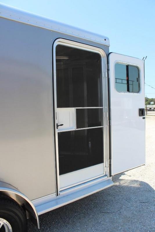 2022 Featherlite 2 horse slant bumper pull Horse Trailers For Sale