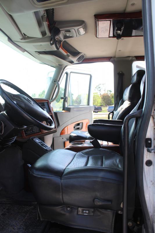 used Other Trucks International  for sale, in Pilot Point, TX Thumbnail 8